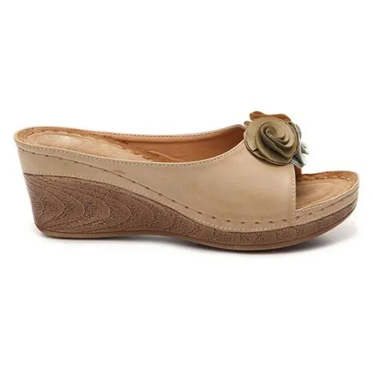 BRONYA COMFORTABLE LEATHER SANDALS