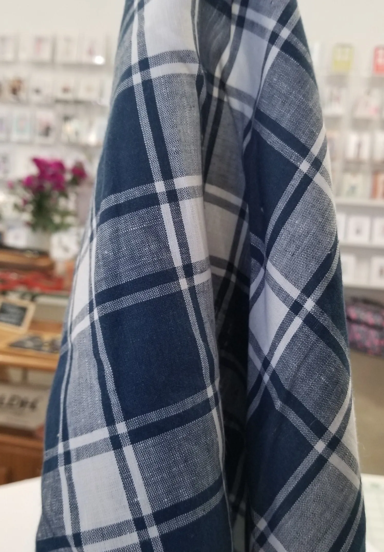End of Bolt: 2.5 yards of Irish Linen Plaid Navy and White Bryson Woven 194 GSM-remnant