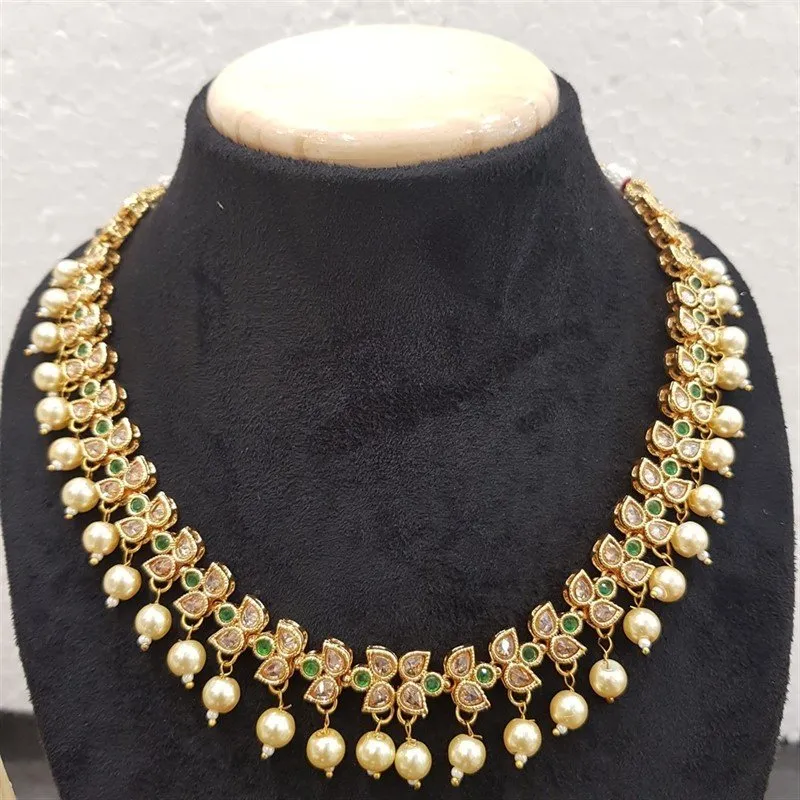 Gold Look Green Stone Round Necklace  3782-36050