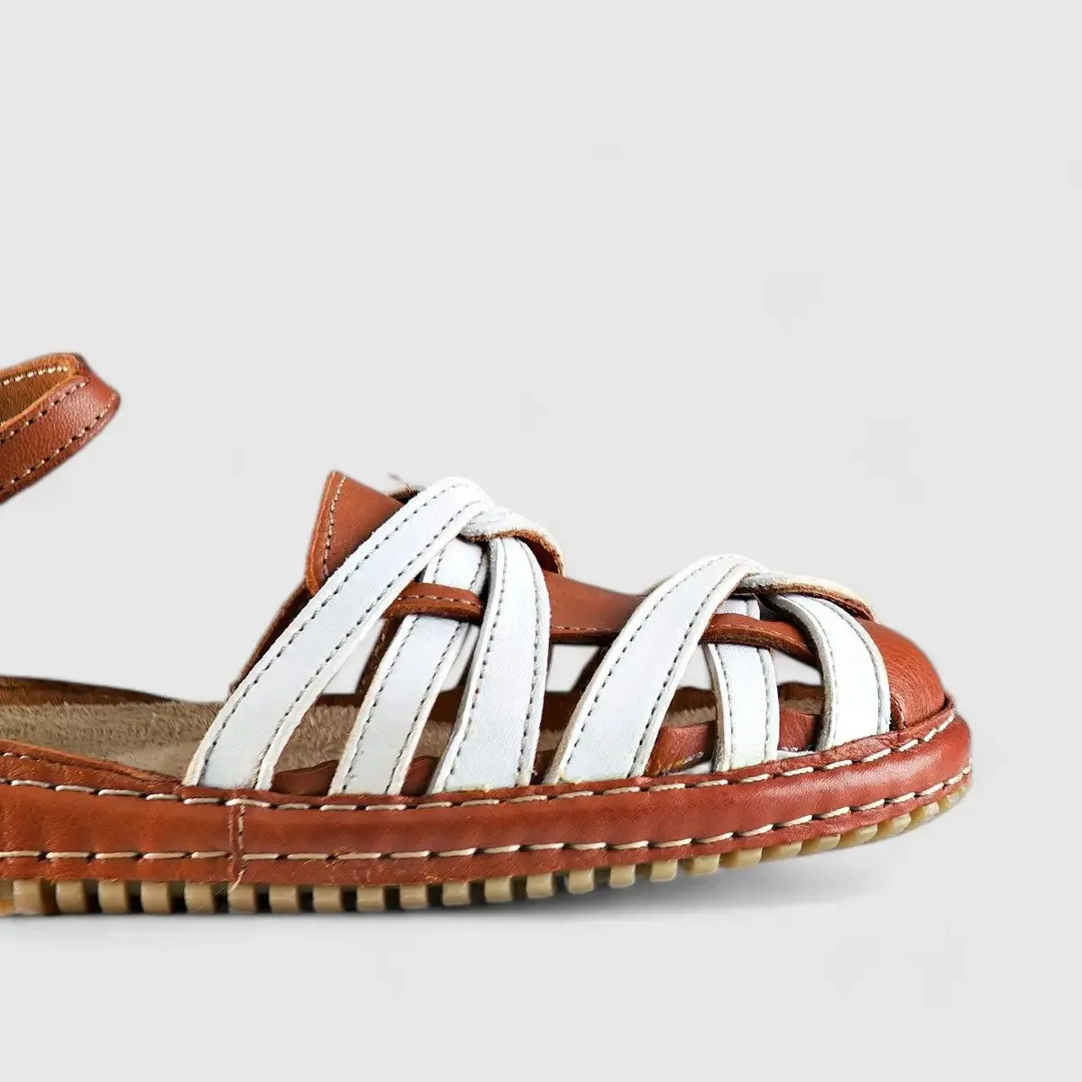 Karyoka Comfort Leather Casuals 6447 Tan/White