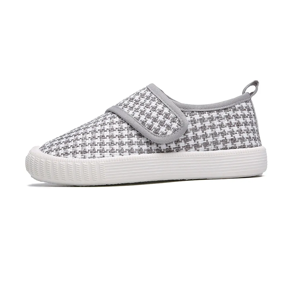 Kids Swallow Grid Walking Shoes, Lightweight Sneakers with Easy Strap