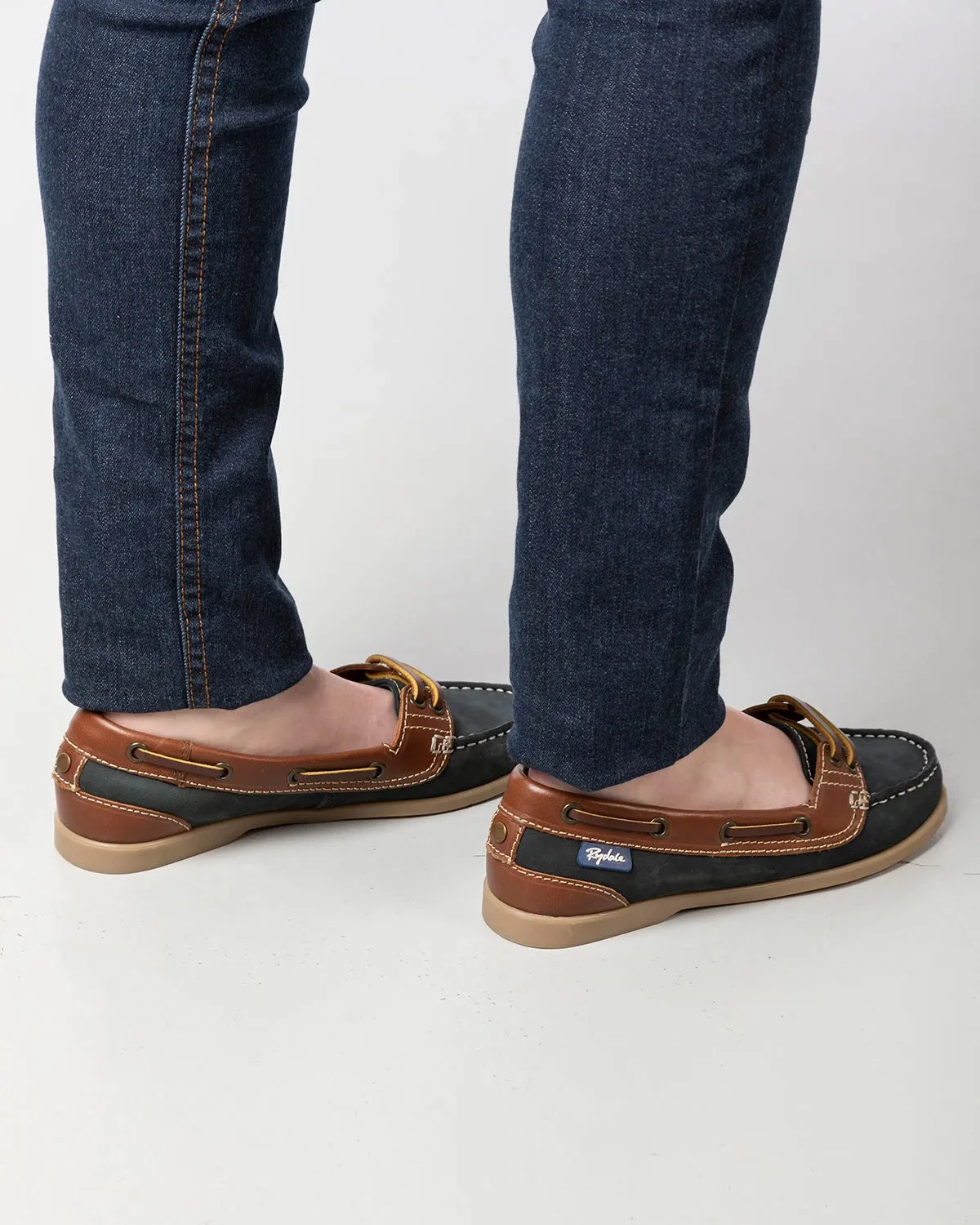 Ladies Cayton Low Front Shoes