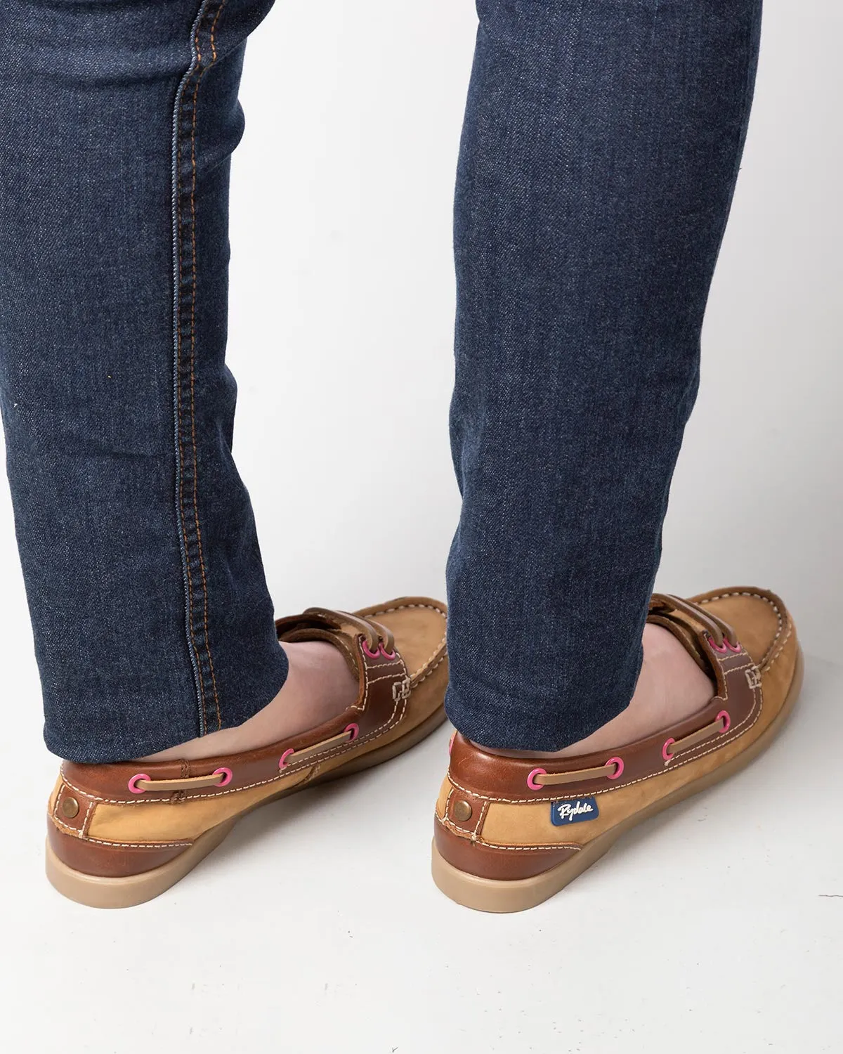 Ladies Cayton Low Front Shoes