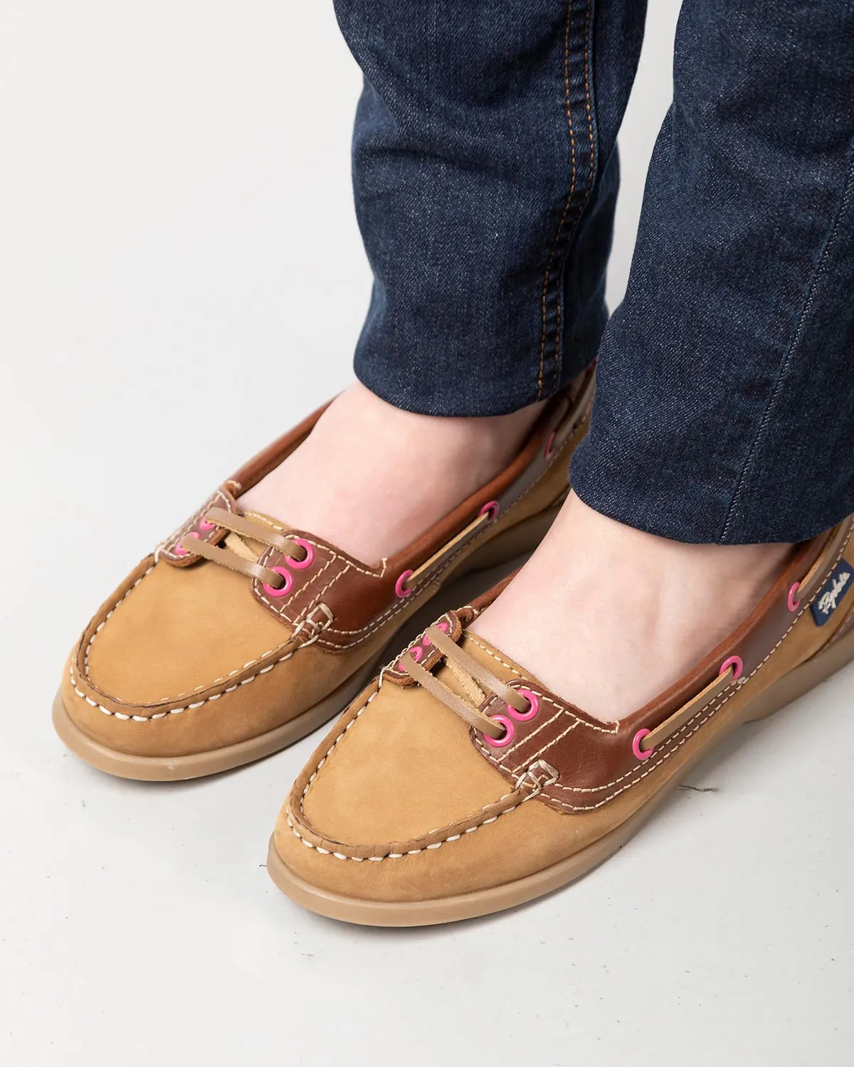 Ladies Cayton Low Front Shoes