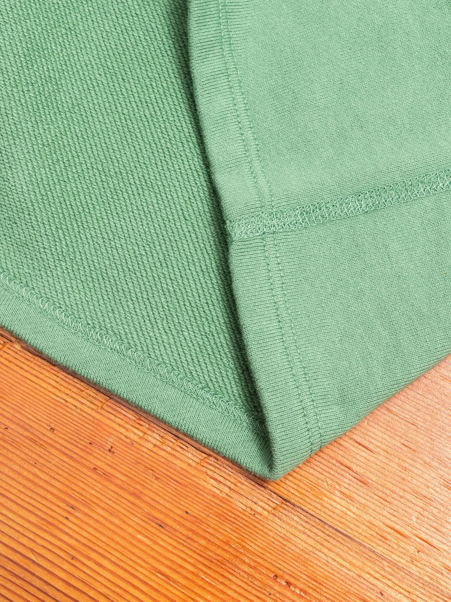 Lightweight Terry Sweatshort in Jade