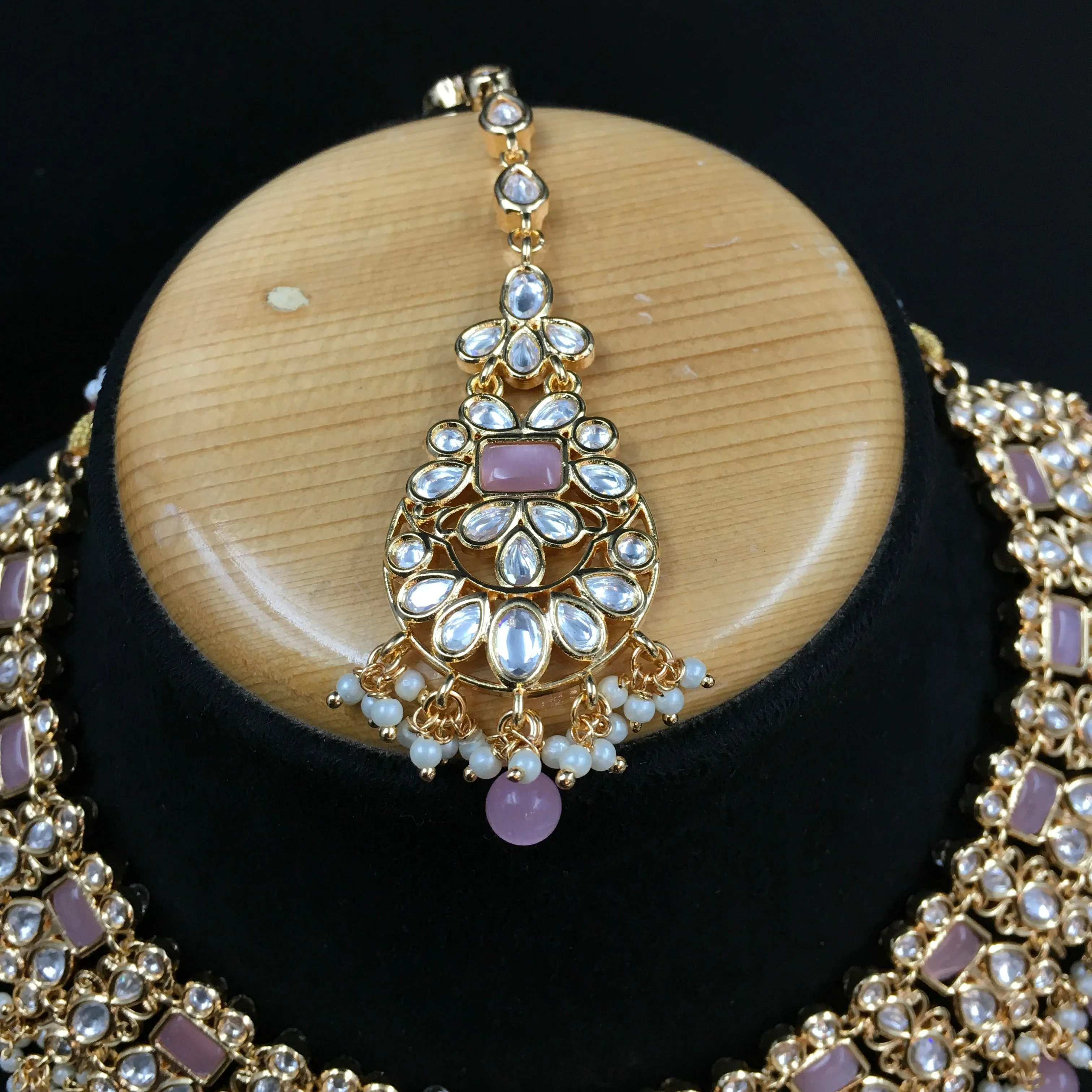Round Neck Kundan Necklace Set 3711-28
