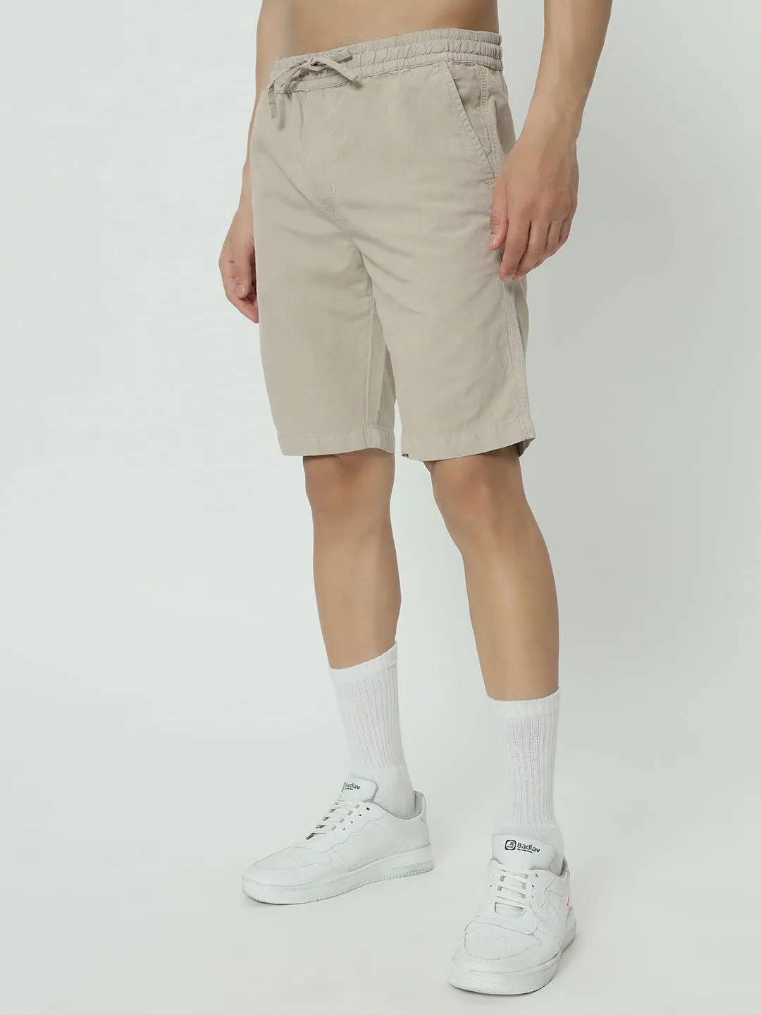 SAINTJONES-BEIGE LINEN SHORTS